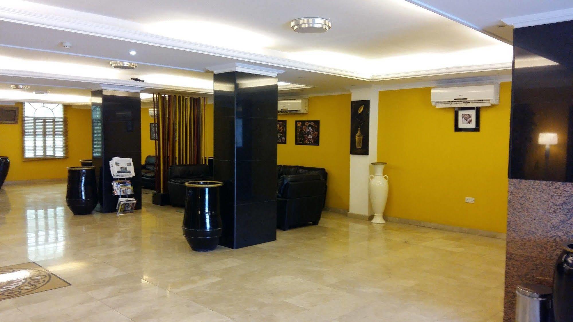 Majestic Hotel Wadi Kabir Ngoại thất bức ảnh