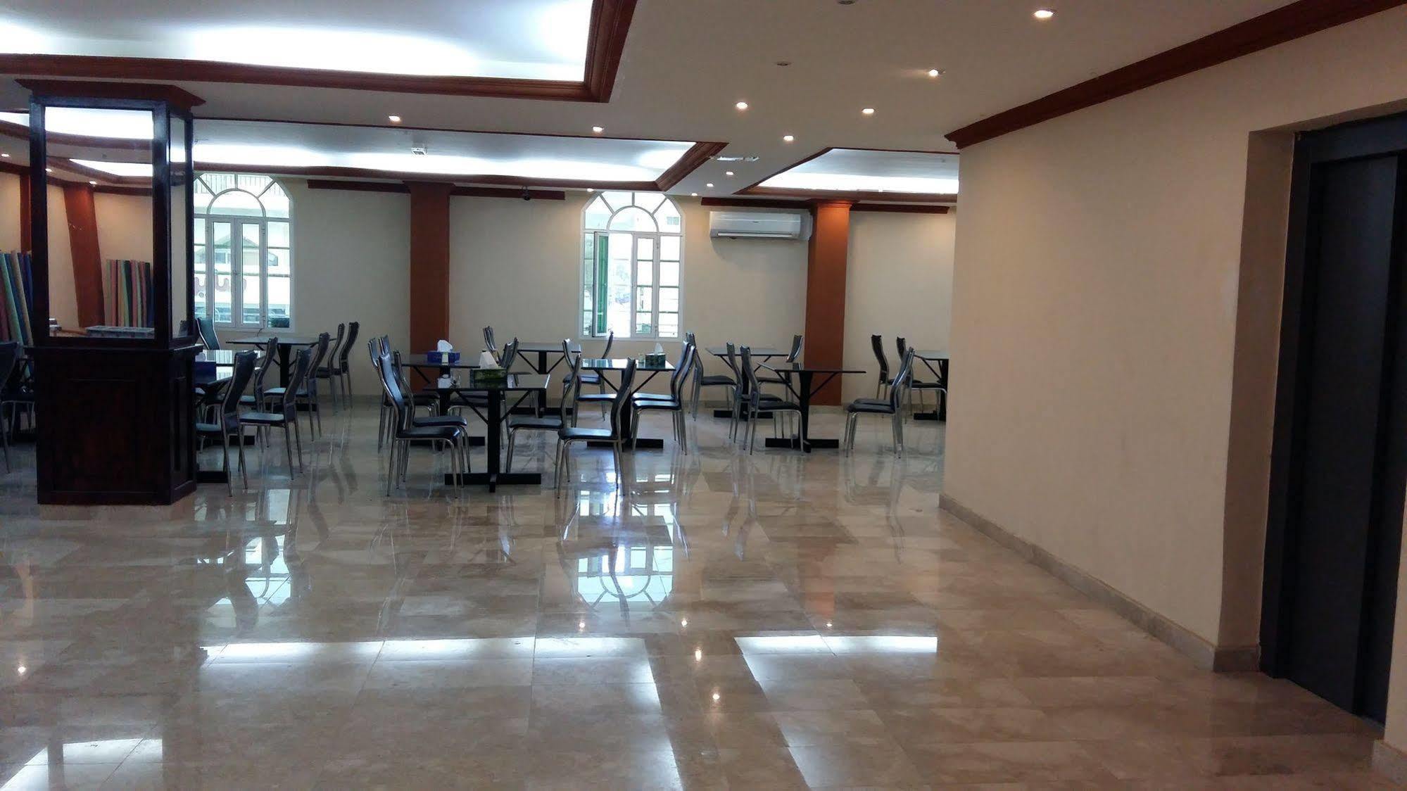 Majestic Hotel Wadi Kabir Ngoại thất bức ảnh